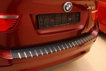 Alu-Frost Накладка на задний бампер профилированная с загибом, нерж. сталь + карбон BMW X6 08-