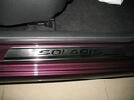 Souz-96 Накладки на внутр. пороги с рисунком (компл.4шт.) на металл HYUNDAI Solaris 10-