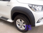 OEM-Tuning Расширители колёсных арок TOYOTA Hilux 15-